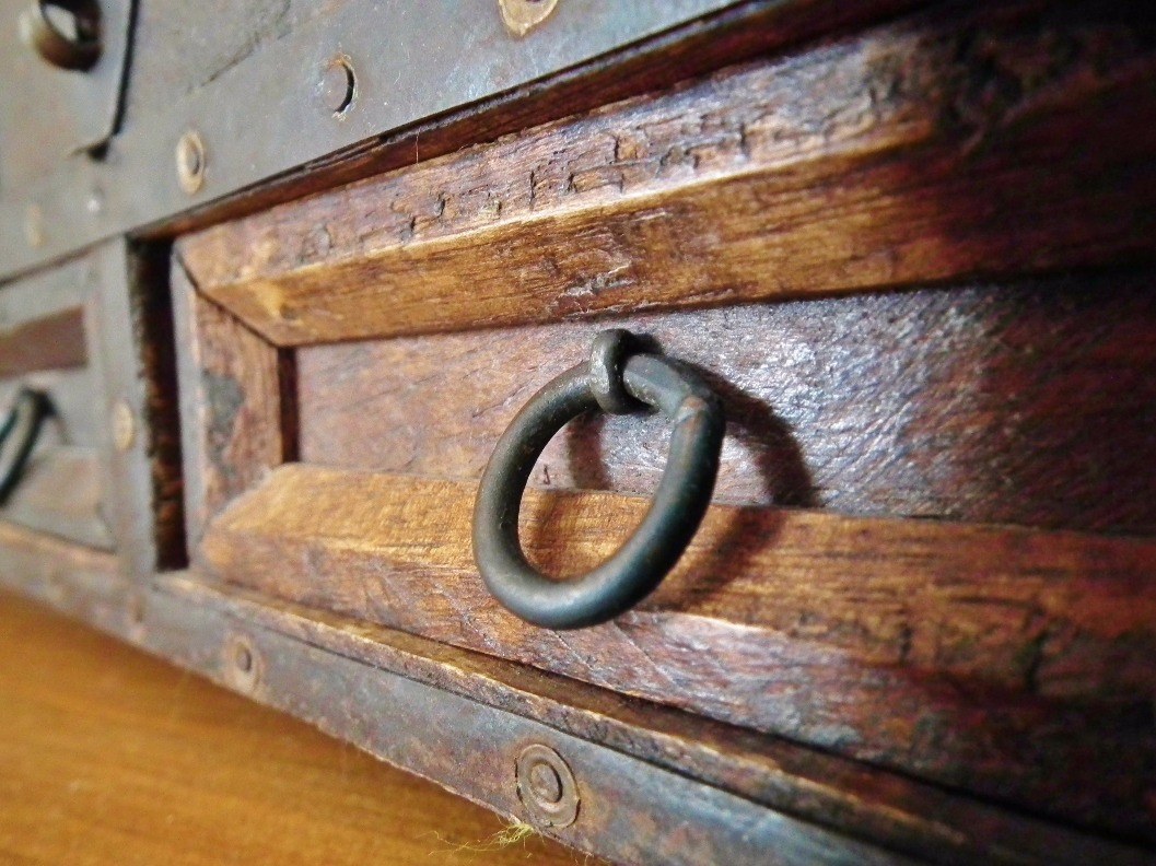 Vintage Jewel Box, Old | Wood | Vintage | Metal | Brown | Box | Jewel | Macro