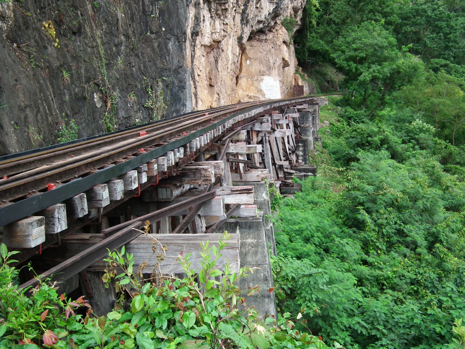 Railway track, Railway | Track | Construction | Thailand | Burma | Metal | Wood | Tree | River | Death | Men