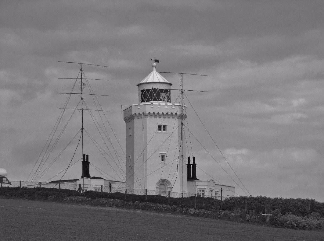 South Foreland Lighthouse - Architecture, Light | Lighthouse | History | Coast | Signal | Victorian | Shore | Cliff | Sea