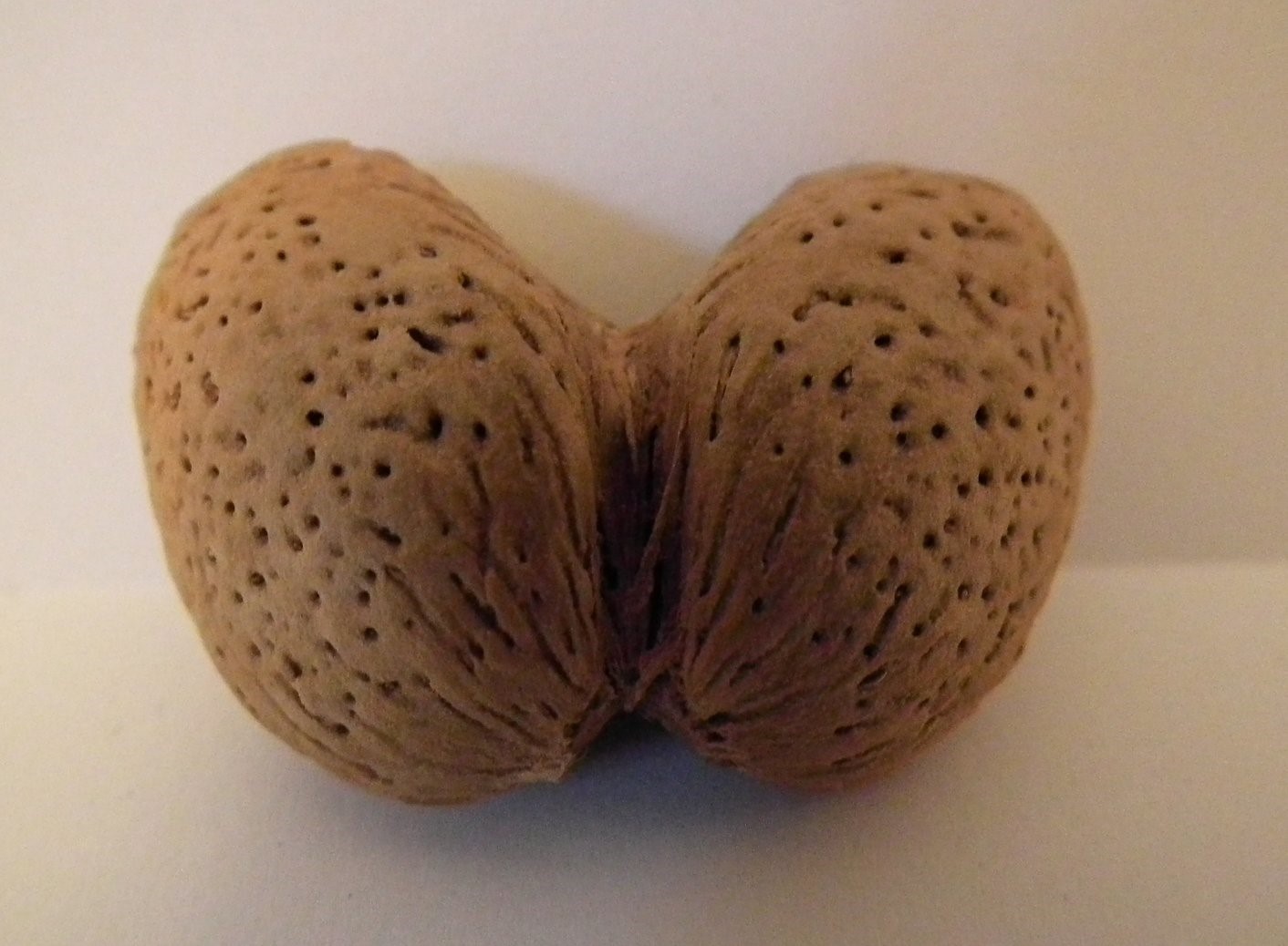 Heart Almonds